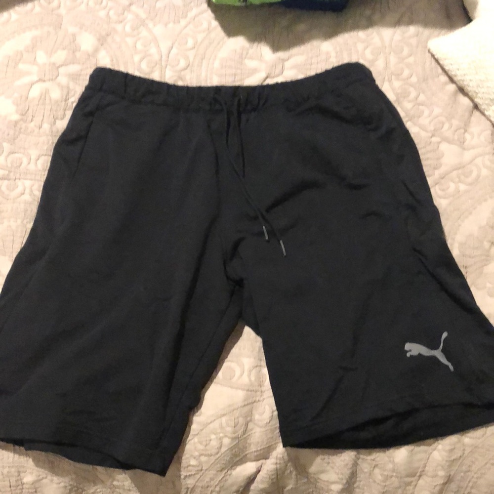 Men’s puma shorts